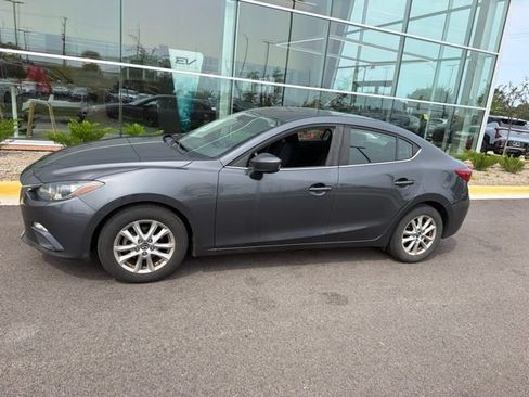 Used 2016 MAZDA MAZDA3 i Sport w/ Preferred Equipment Package FWD image 3