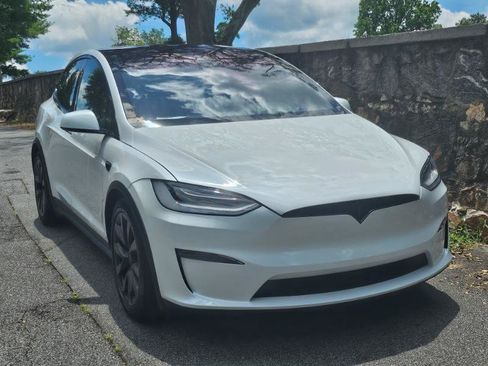 Used 2023 Tesla Model X AWD/4WD image 12
