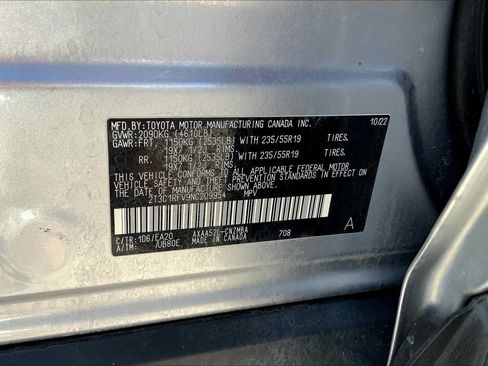 Used 2022 Toyota RAV4 XLE Premium FWD image 35