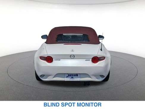 Used 2018 MAZDA MX-5 Miata Grand Touring RWD image 8