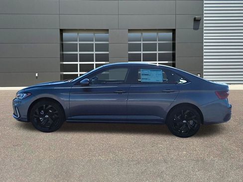 New 2026 Volkswagen Jetta SE image 4