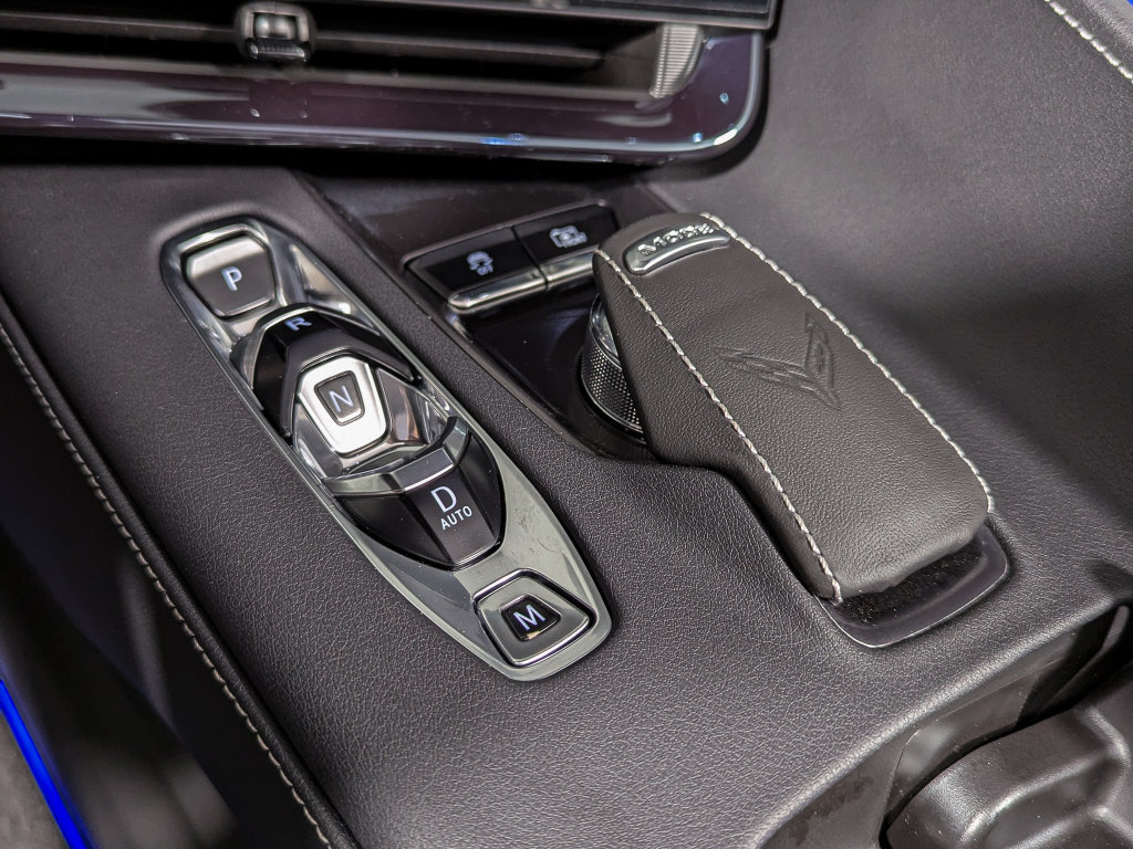 Used 2024 Chevrolet Corvette Stingray Preferred Conv w/ Z51 Performance Package RWD image 26