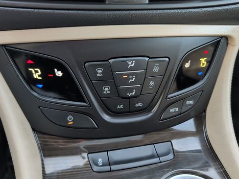 Used 2019 Buick Envision Essence w/ LPO, Roadside Safety Package image 23