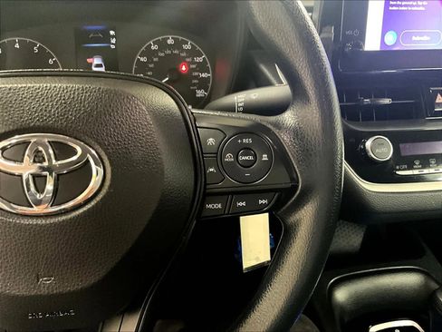Used 2023 Toyota Corolla LE image 23