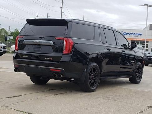 Used 2022 GMC Yukon XL AT4 AWD/4WD image 4