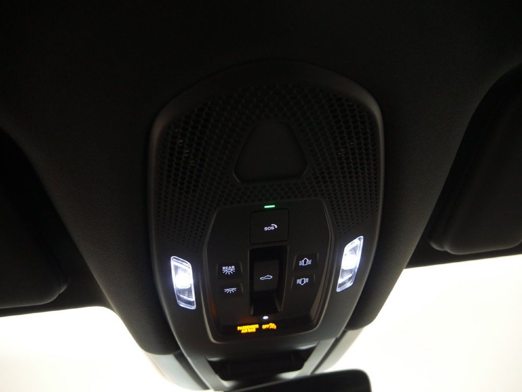 Certified 2026 Porsche Cayenne AWD/4WD image 52