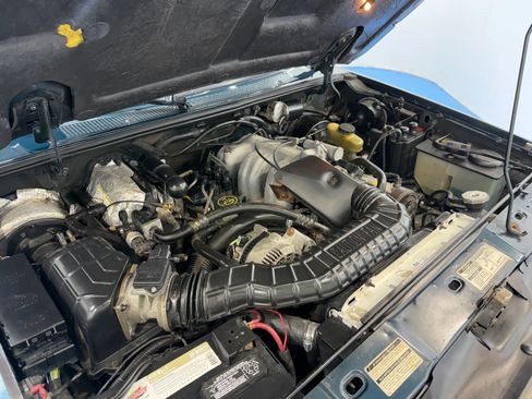 Used 1994 Ford Explorer 4WD 4-Door image 57
