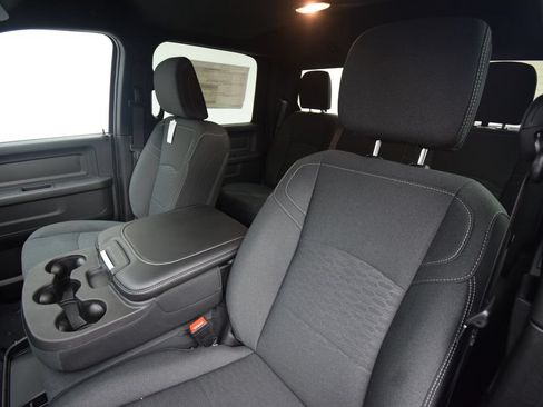 New 2026 RAM 2500 Tradesman AWD/4WD image 29
