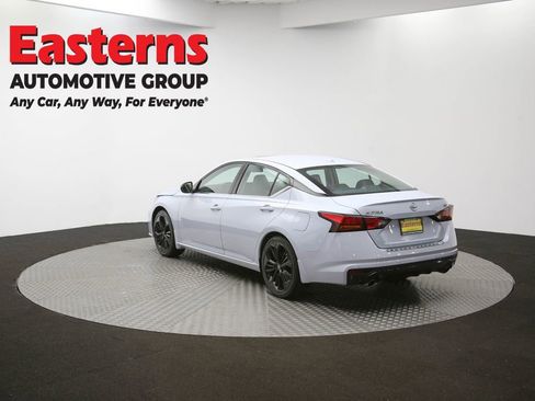 Used 2023 Nissan Altima 2.5 SR w/ SR Premium Package image 64