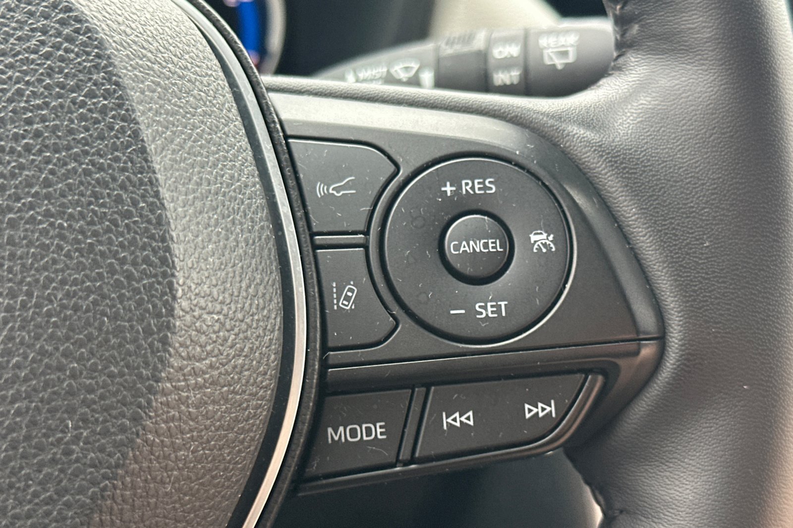 Certified 2025 Toyota RAV4 XLE Premium w/ Weather Package AWD/4WD image 29
