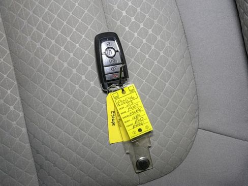 Used 2023 Ford Escape Active AWD/4WD image 39