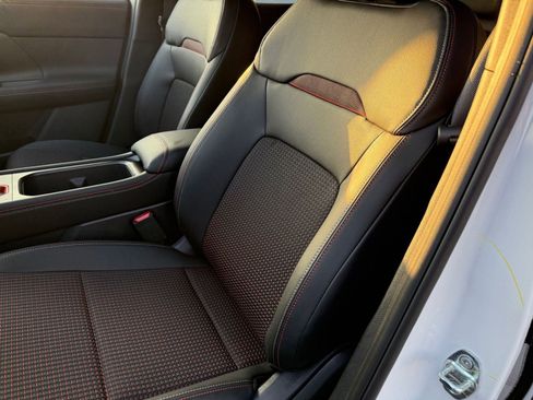 New 2026 Nissan Kicks SR image 20