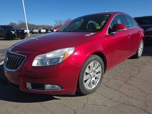 Used 2013 Buick Regal Leather image 4