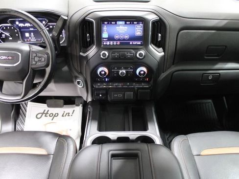 Used 2020 GMC Sierra 1500 AT4 w/ AT4 Premium Package AWD/4WD image 2