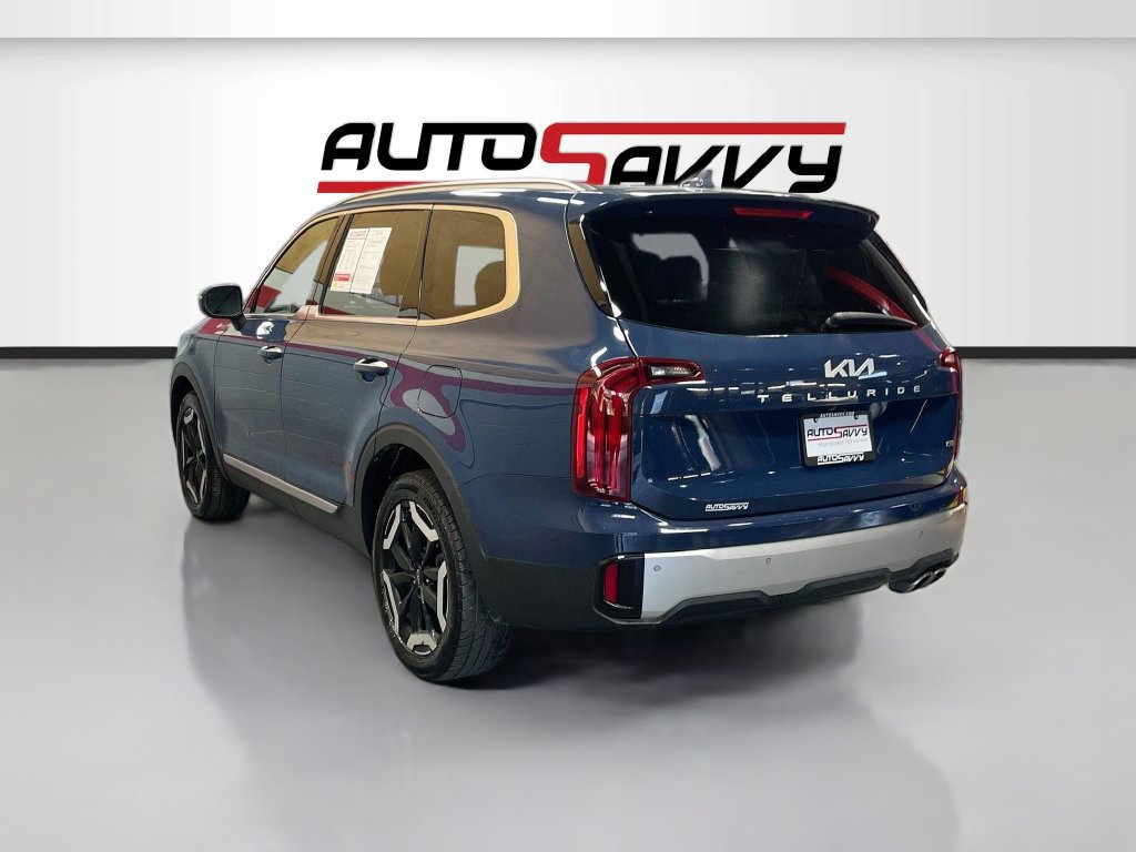 Used 2023 Kia Telluride S AWD/4WD image 5