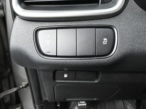 Used 2016 Kia Sorento LX image 27