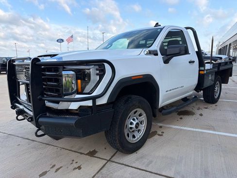 Used 2024 GMC Sierra 3500 Pro w/ Convenience Package AWD/4WD image 10