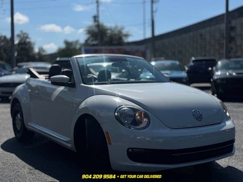 Used 2015 Volkswagen Beetle 1.8T FWD image 13