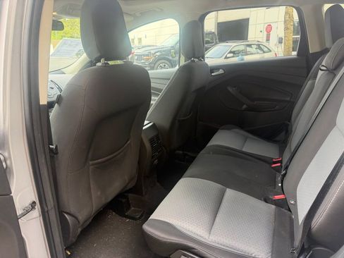 Used 2018 Ford Escape SE AWD/4WD image 11