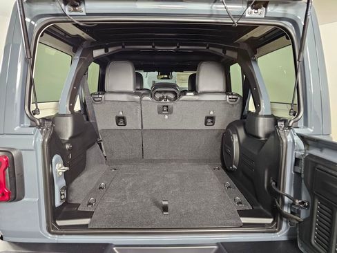 New 2026 Jeep Wrangler Unlimited Rubicon 392 w/ Quick Order Package 27X Moab AWD/4WD image 15