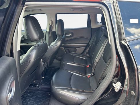 Used 2019 Jeep Compass Limited AWD/4WD image 23