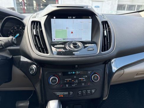 Used 2018 Ford Escape Titanium w/ Ford Safe & Smart Package image 11