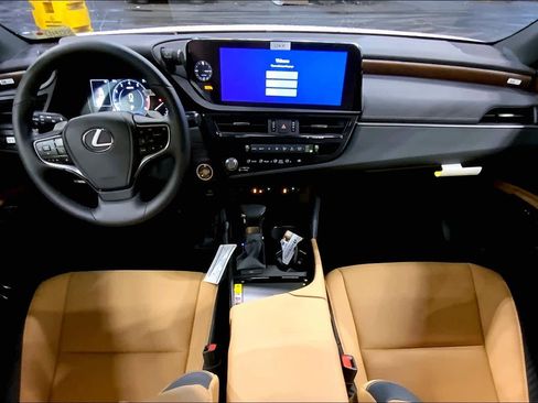 New 2025 Lexus ES 350 w/ Premium Package image 5