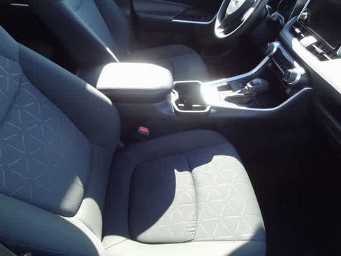 Used 2023 Toyota RAV4 XLE image 26