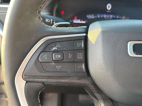 Used 2024 Jeep Grand Cherokee L Limited AWD/4WD image 22