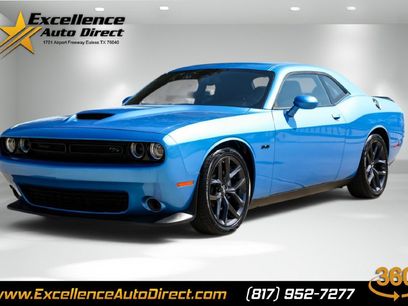 Used 2023 Dodge Challenger R/T w/ Blacktop Package
