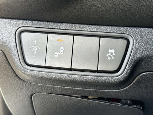 Used 2024 Kia Forte LXS w/ LXS Technology Package image 41