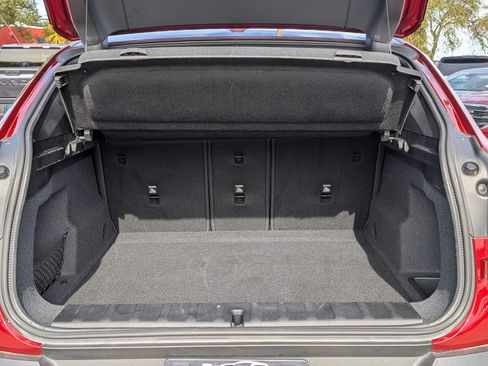 Used 2024 BMW X2 xDrive28i image 12