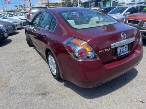 Used 2012 Nissan Altima 2.5 S FWD image 4