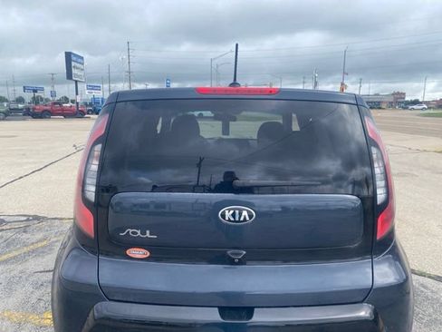 Used 2016 Kia Soul + FWD image 6