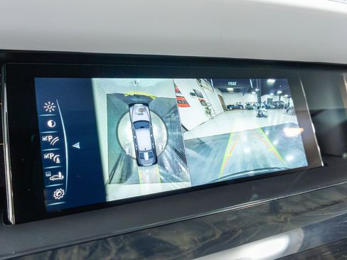 Used 2021 Rolls-Royce Phantom Sedan RWD image 97