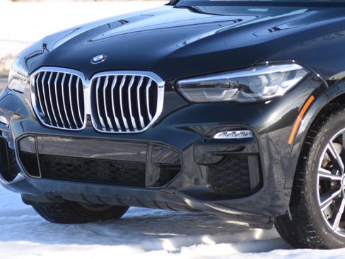 Used 2021 BMW X5 xDrive40i w/ M Sport Package image 9