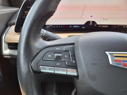 Certified 2025 Cadillac XT4 Premium Luxury FWD image 28