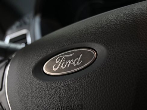 Used 2018 Ford Explorer Platinum image 30