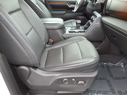 Used 2024 GMC Sierra 1500 Denali w/ Denali Reserve Package image 7