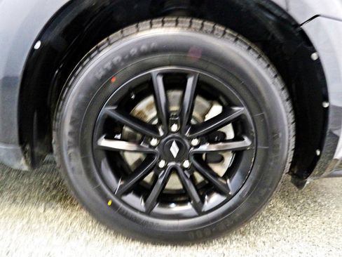 Used 2020 Dodge Journey SE w/ SE Popular Equipment Group FWD image 22