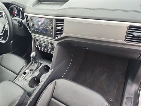 Used 2018 Volkswagen Atlas SE image 27