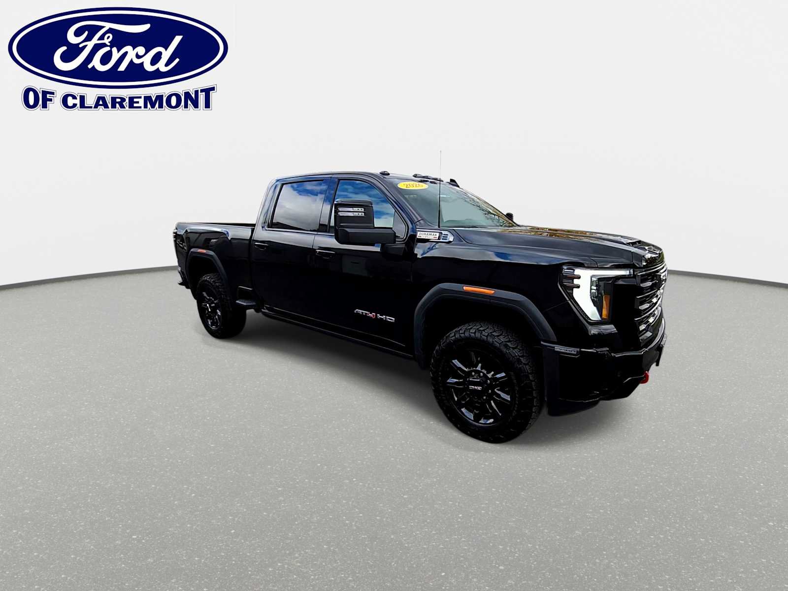 Used 2026 GMC Sierra 2500 AT4 w/ AT4 Premium Plus Package AWD/4WD image 2
