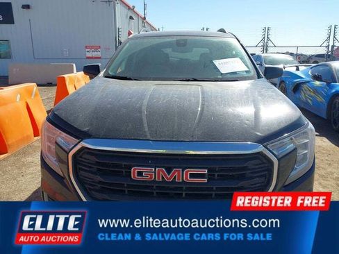 Used 2023 GMC Terrain SLE w/ Driver Convenience Package image 24