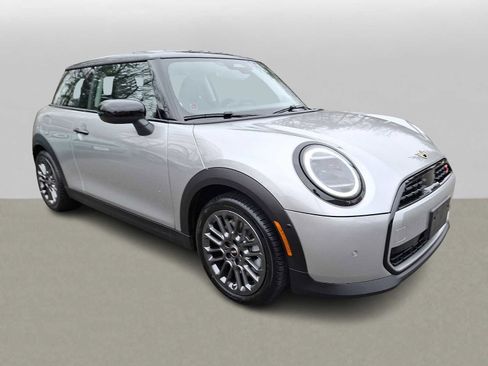 Certified 2025 MINI Cooper S image 3