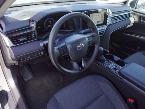 Certified 2025 Toyota Camry LE image 10