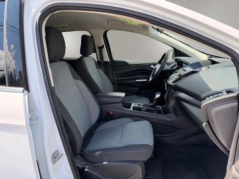 Used 2018 Ford Escape SE FWD image 47