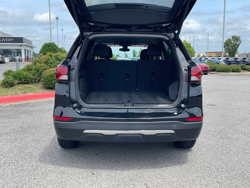 Used 2024 Chevrolet Equinox LT FWD image 7