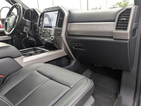 Used 2022 Ford F250 Lariat w/ Chrome Package AWD/4WD image 28