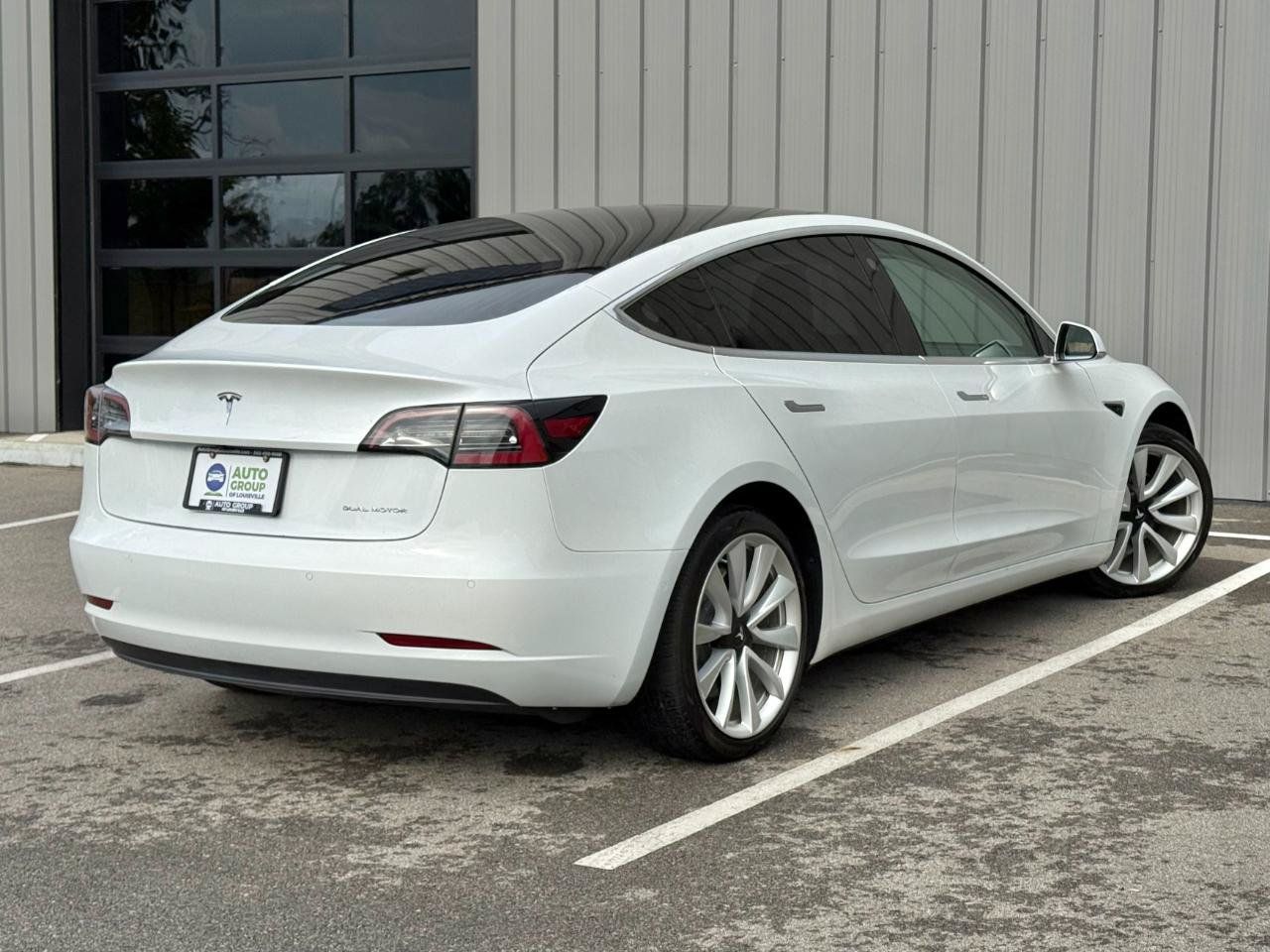Used 2020 Tesla Model 3 Long Range AWD/4WD image 5