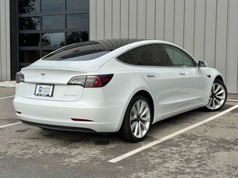 Used 2020 Tesla Model 3 Long Range AWD/4WD image 5